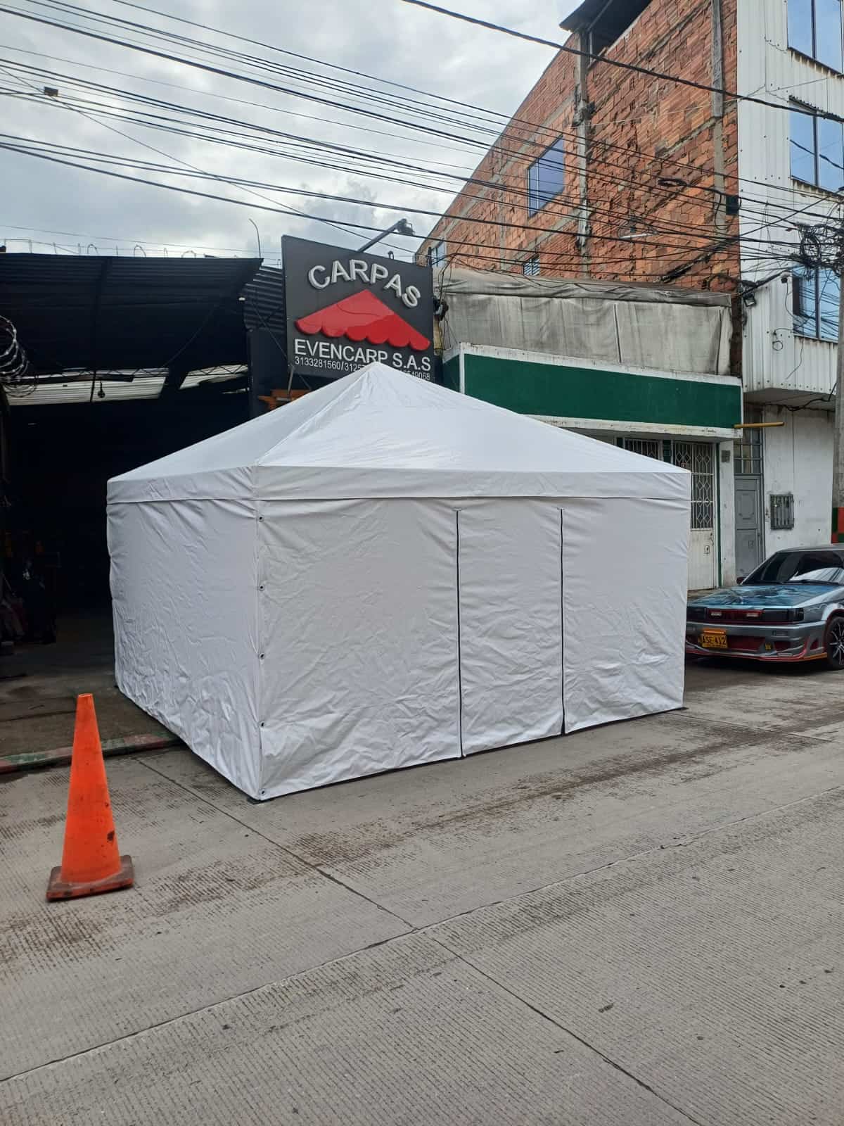 Carpa piramidal 2
