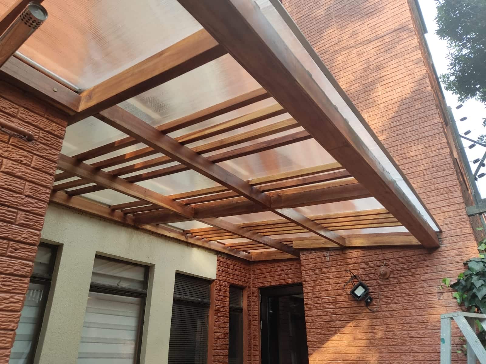 Pérgola decorativa